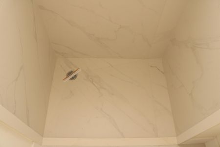 Apartamento à venda com 222m², 3 quartos e 5 vagasBanheiro da Suíte 1