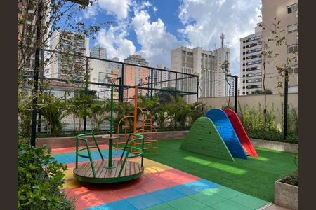 Apartamento à venda com 222m², 3 quartos e 5 vagasÁrea comum - Playground