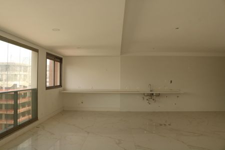 Apartamento à venda com 222m², 3 quartos e 5 vagasSala e Cozinha Integrada