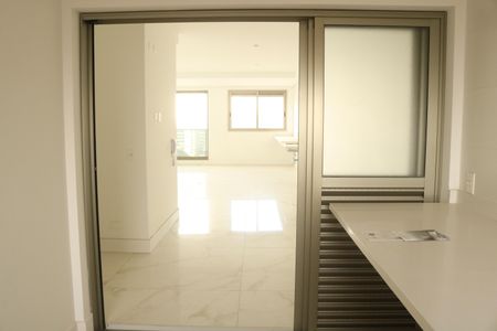 Apartamento à venda com 222m², 3 quartos e 5 vagasÁrea de Serviço
