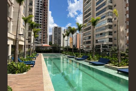 Apartamento à venda com 222m², 3 quartos e 5 vagasÁrea comum - Piscina