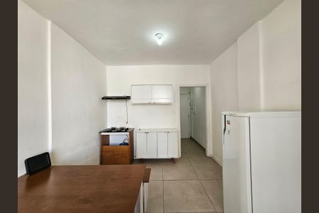 Studio à venda com 25m², 1 quarto e sem vaga Studio à venda com 25m², 1 quarto e sem vagaStudio