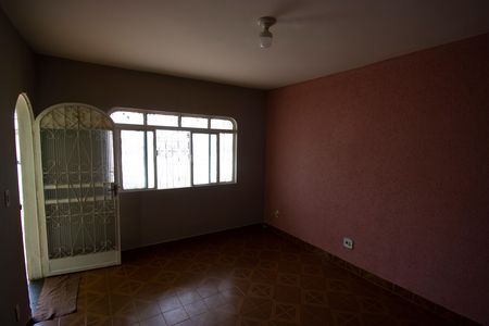 Casa para alugar com 198m², 5 quartos e 4 vagasSala