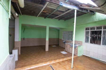 Casa para alugar com 198m², 5 quartos e 4 vagasQuintal