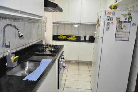 Apartamento à venda com 64m², 2 quartos e sem vagaCozinha