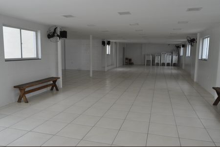 Apartamento à venda com 64m², 2 quartos e sem vagaÁrea comum