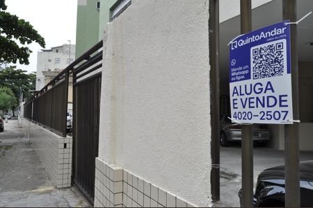 Apartamento à venda com 64m², 2 quartos e sem vagaPlaca