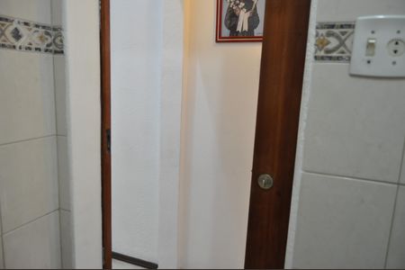 Apartamento à venda com 64m², 2 quartos e sem vagaBanheiro