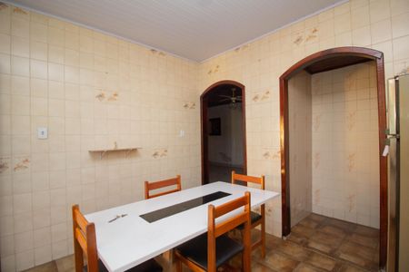 Casa para alugar com 70m², 1 quarto e 1 vaga Casa para alugar com 70m², 1 quarto e 1 vagaCozinha