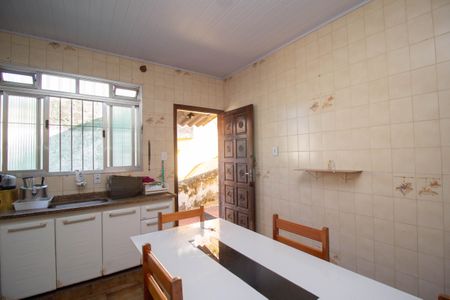 Casa para alugar com 70m², 1 quarto e 1 vaga Casa para alugar com 70m², 1 quarto e 1 vagaCozinha