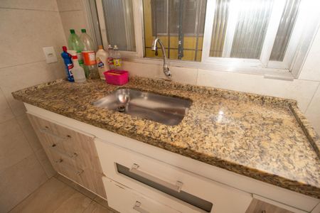 Casa para alugar com 40m², 1 quarto e 1 vaga Casa para alugar com 40m², 1 quarto e 1 vagaCozinha - Torneira