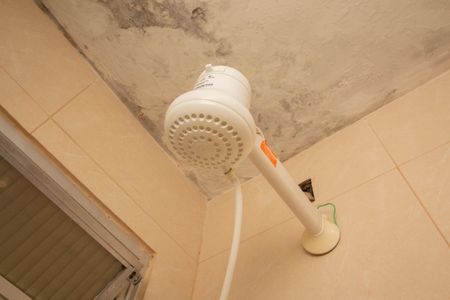 Casa para alugar com 40m², 1 quarto e 1 vaga Casa para alugar com 40m², 1 quarto e 1 vagaBanheiro