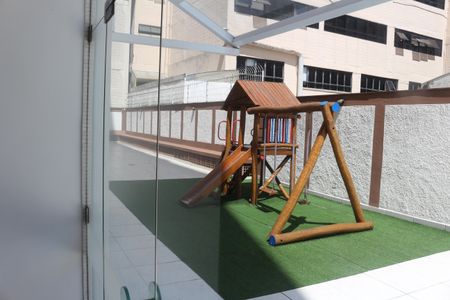 Apartamento para alugar com 160m², 3 quartos e 1 vagaÁrea comum - Playground