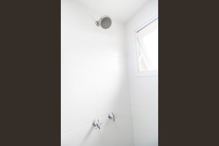 Apartamento à venda com 76m², 2 quartos e 2 vagasBanheiro 