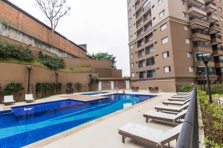 Apartamento à venda com 76m², 2 quartos e 2 vagasÁrea comum - Piscina