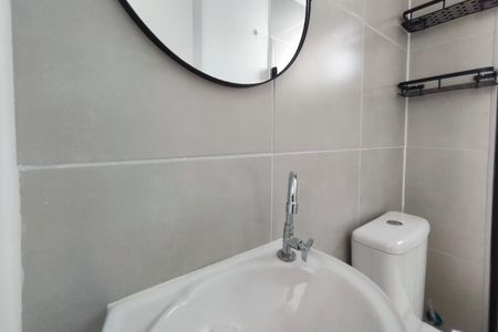 Apartamento à venda com 42m², 2 quartos e sem vaga Apartamento à venda com 42m², 2 quartos e sem vagaBanheiro