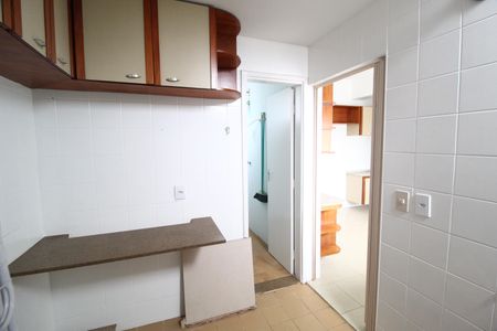 Apartamento para alugar com 210m², 3 quartos e 2 vagasÁrea de Serviço