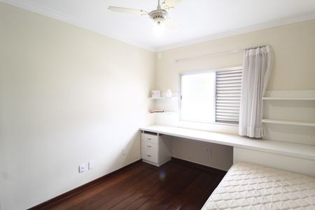 Apartamento para alugar com 210m², 3 quartos e 2 vagasQuarto 2