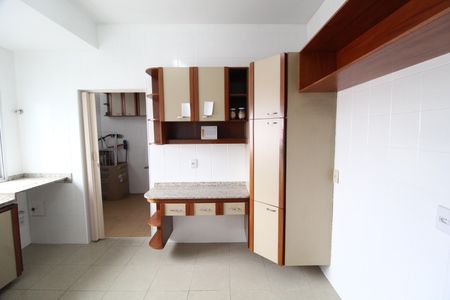 Apartamento para alugar com 210m², 3 quartos e 2 vagasCozinha
