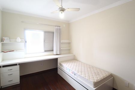 Apartamento para alugar com 210m², 3 quartos e 2 vagasQuarto 2