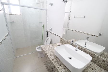 Apartamento para alugar com 210m², 3 quartos e 2 vagasBanheiro Social