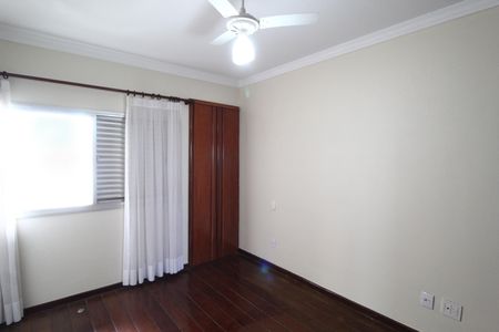 Apartamento para alugar com 210m², 3 quartos e 2 vagasQuarto 1 - Suíte