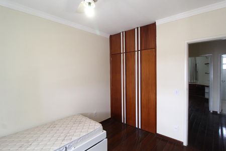 Apartamento para alugar com 210m², 3 quartos e 2 vagasQuarto 2