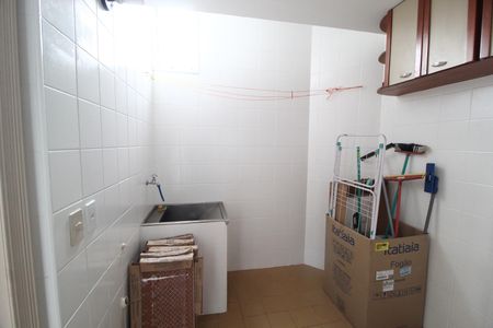 Apartamento para alugar com 210m², 3 quartos e 2 vagasÁrea de Serviço