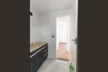 Apartamento para alugar com 55m², 3 quartos e 1 vaga Apartamento para alugar com 55m², 3 quartos e 1 vagaBanheiro