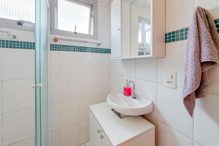 Apartamento para alugar com 56m², 2 quartos e 2 vagasBanheiro