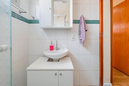 Apartamento para alugar com 56m², 2 quartos e 2 vagasBanheiro