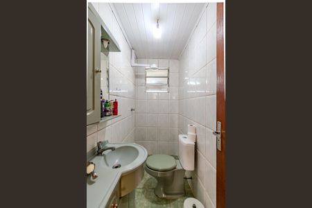 Casa à venda com 106m², 2 quartos e 5 vagasBanheiro Social