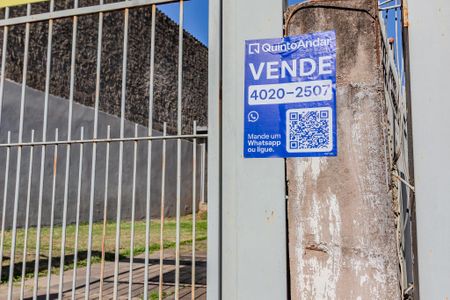 Casa à venda com 106m², 2 quartos e 5 vagasPlaquinha