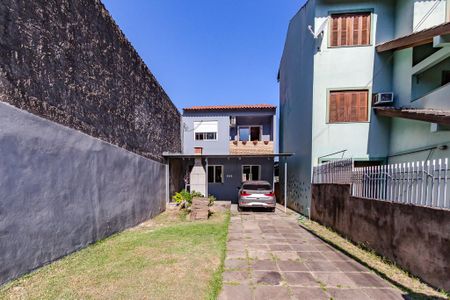 Casa à venda com 106m², 2 quartos e 5 vagasGaragem