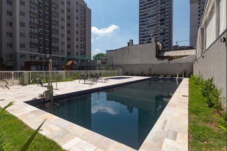 Apartamento à venda com 40m², 1 quarto e sem vagaÁrea Comum - Piscina