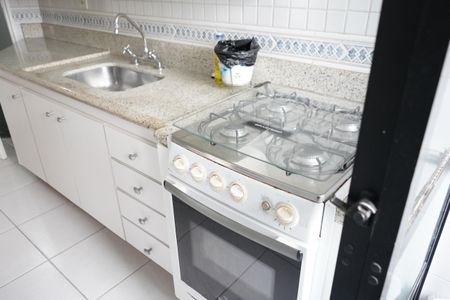 Apartamento à venda com 83m², 3 quartos e 2 vagasCozinha