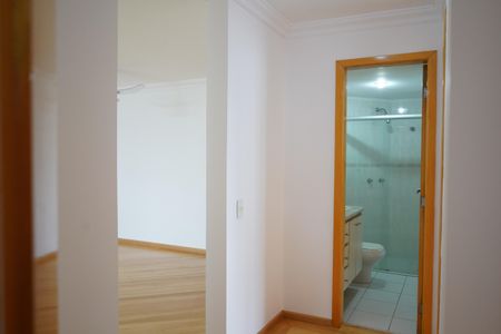 Apartamento à venda com 83m², 3 quartos e 2 vagasBanheiro da Suíte