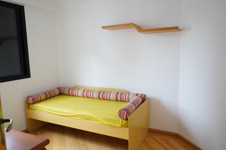 Apartamento à venda com 83m², 3 quartos e 2 vagasQuarto 2