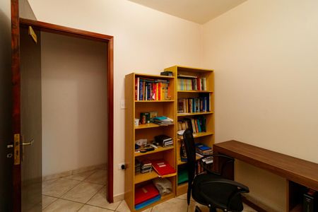 Casa à venda com 140m², 3 quartos e 2 vagas Casa à venda com 140m², 3 quartos e 2 vagasQuarto 3 - Escritório