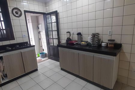 Casa de condomínio à venda com 300m², 3 quartos e 3 vagasCozinha