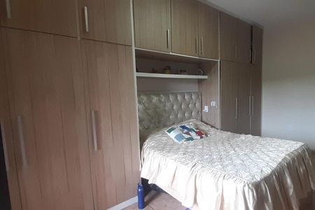 Casa de condomínio à venda com 300m², 3 quartos e 3 vagasSuíte