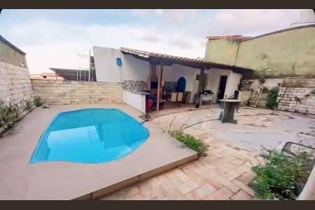 Casa à venda com 333m², 3 quartos e 2 vagas