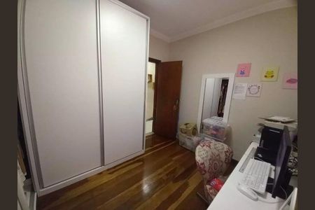 Casa à venda com 333m², 3 quartos e 2 vagas