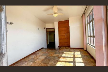 Apartamento à venda com 129m², 3 quartos e 1 vaga