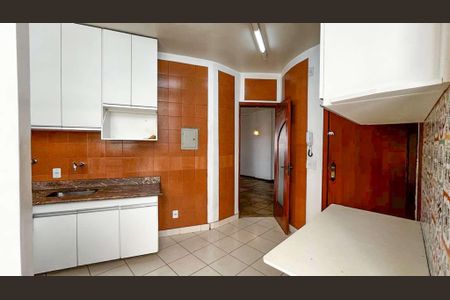Apartamento à venda com 129m², 3 quartos e 1 vaga