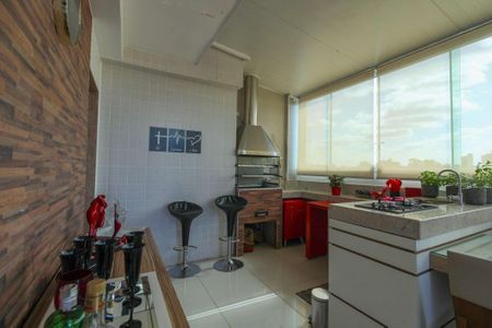 Apartamento à venda com 150m², 4 quartos e 3 vagas