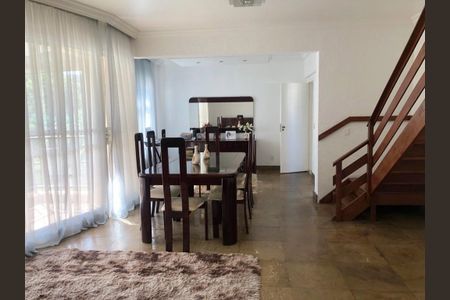 Apartamento à venda com 230m², 3 quartos e 2 vagas