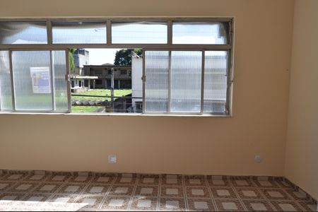 Casa à venda com 55m², 4 quartos e sem vagaSala