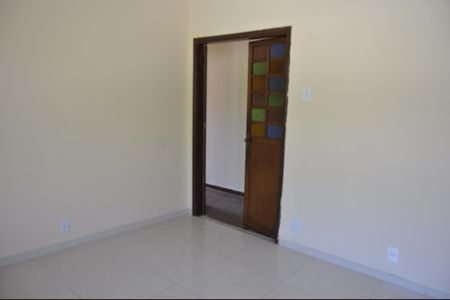 Casa à venda com 55m², 4 quartos e sem vagaQuarto