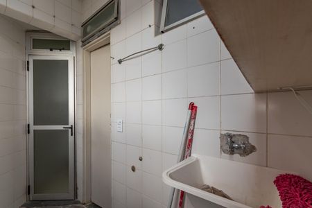 Apartamento à venda com 80m², 3 quartos e 1 vagaÁrea de Serviço